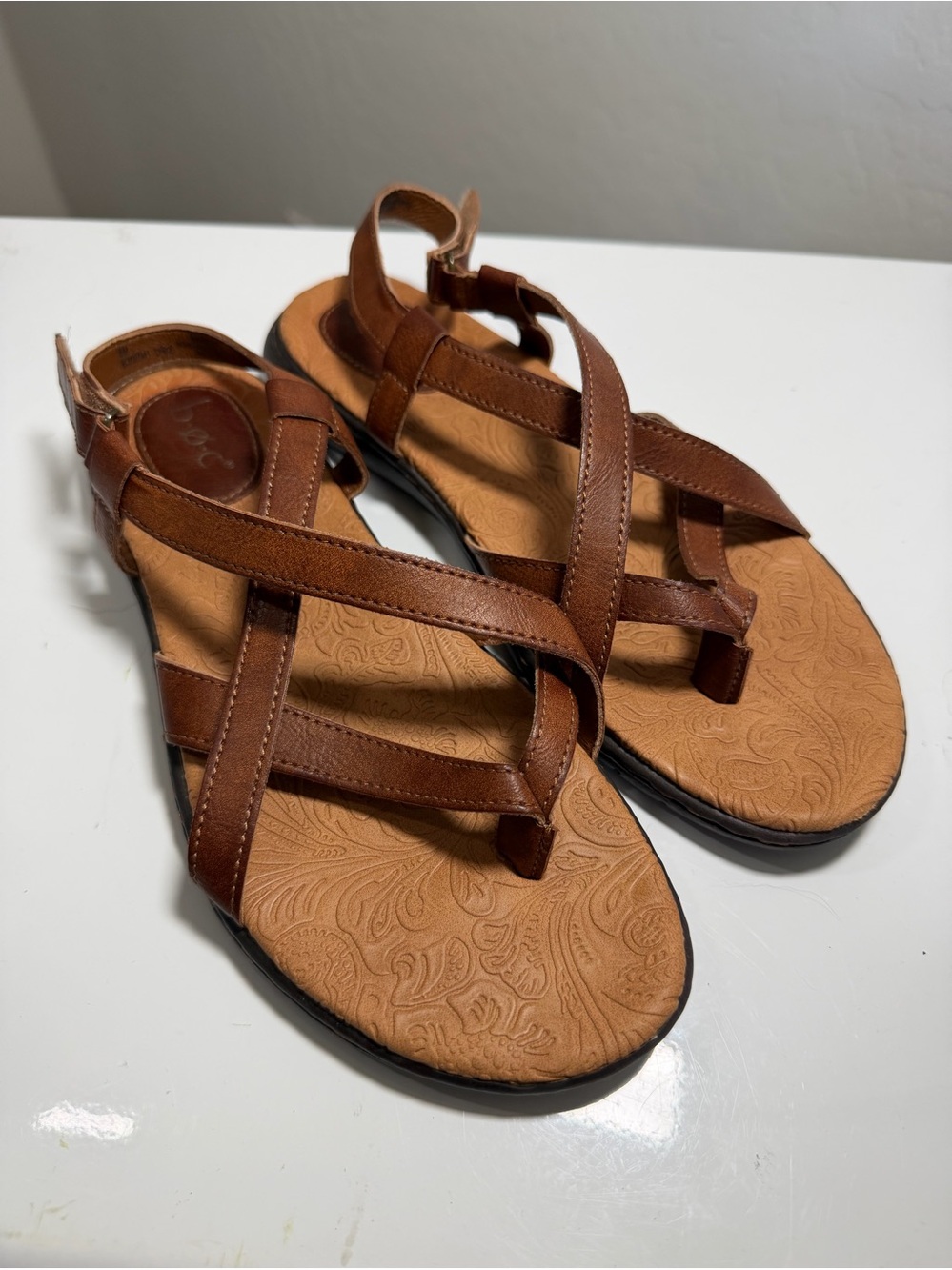 b.o.c. Born Concept Brown Leather Strappy Toe-Ring Ankle Strap Sandals 8